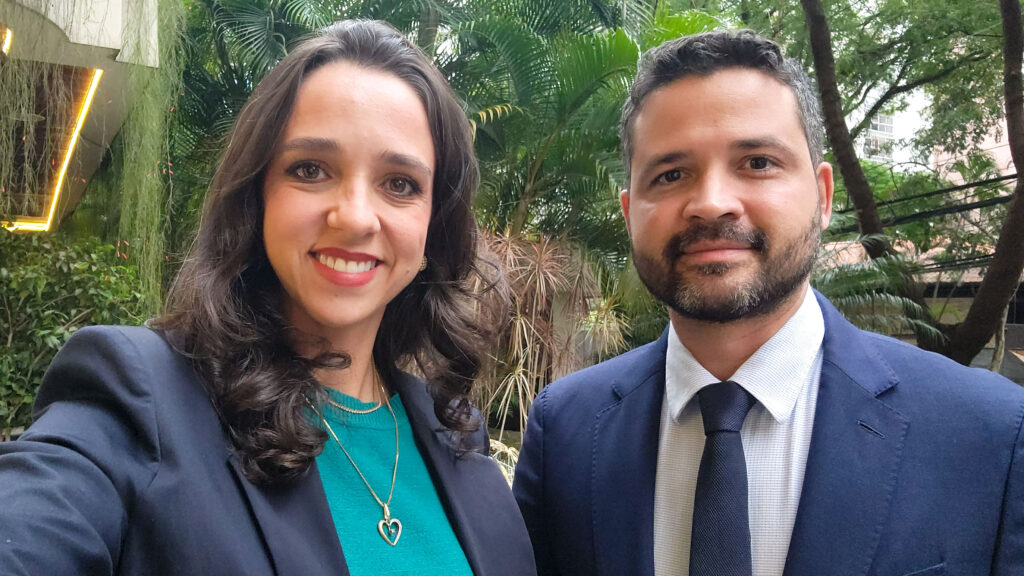 Natalia Valle e Flavio Correa da Navona Comunicação.